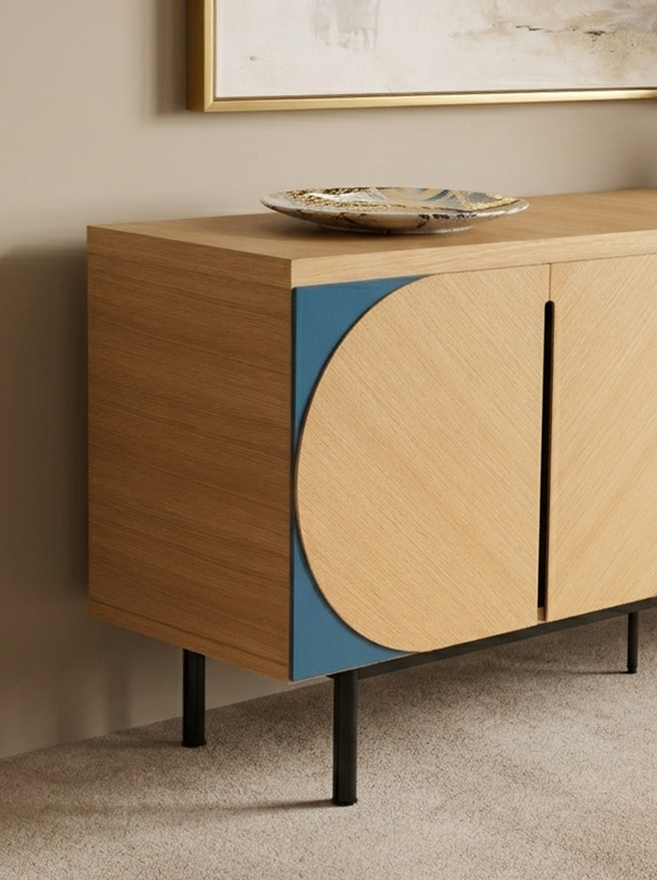 Side Board