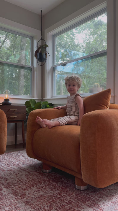 Video showing the unboxing and assembly of the beryl curved 3-seater couch sofa and lounge chair