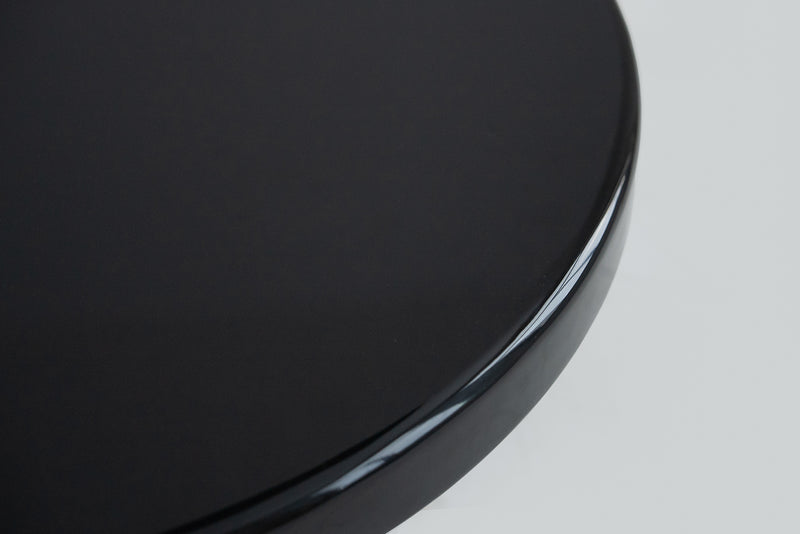 seki-circular-coffee-table-main-image-color-black-by-acanva-detail-4